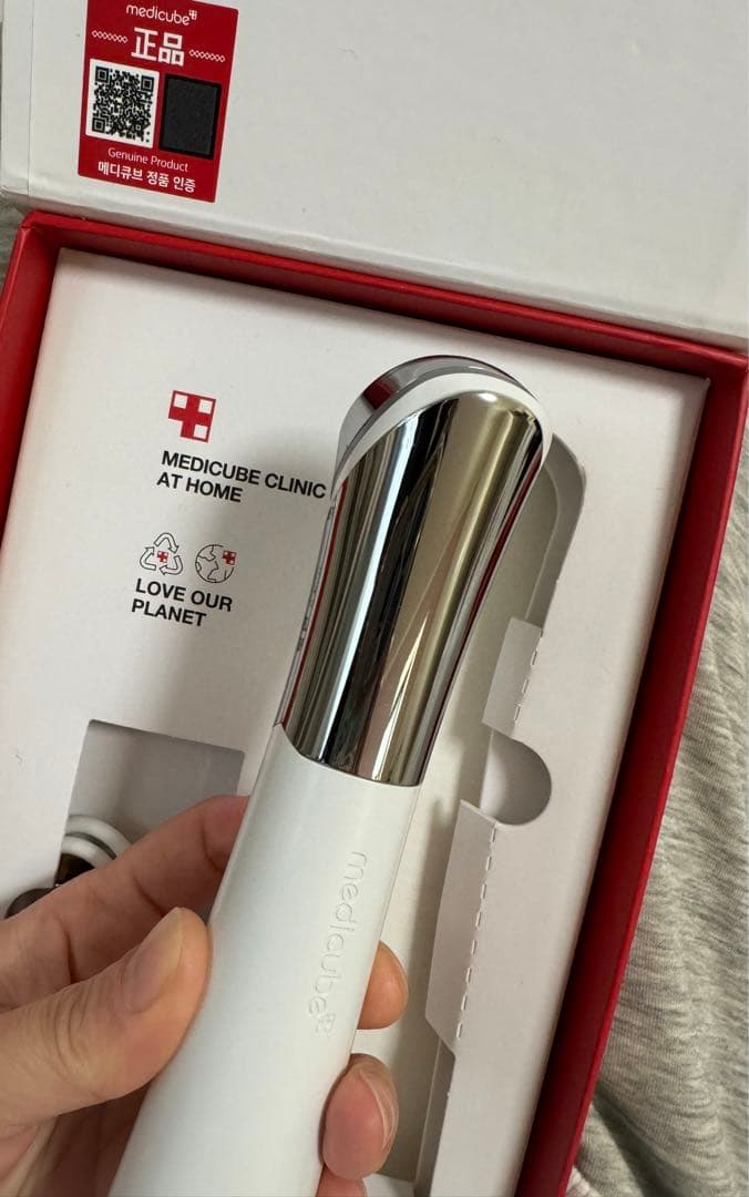 AGE-R ATS AIR SHOT 美容器　充電ケーブルの箱、保証書説明書無し