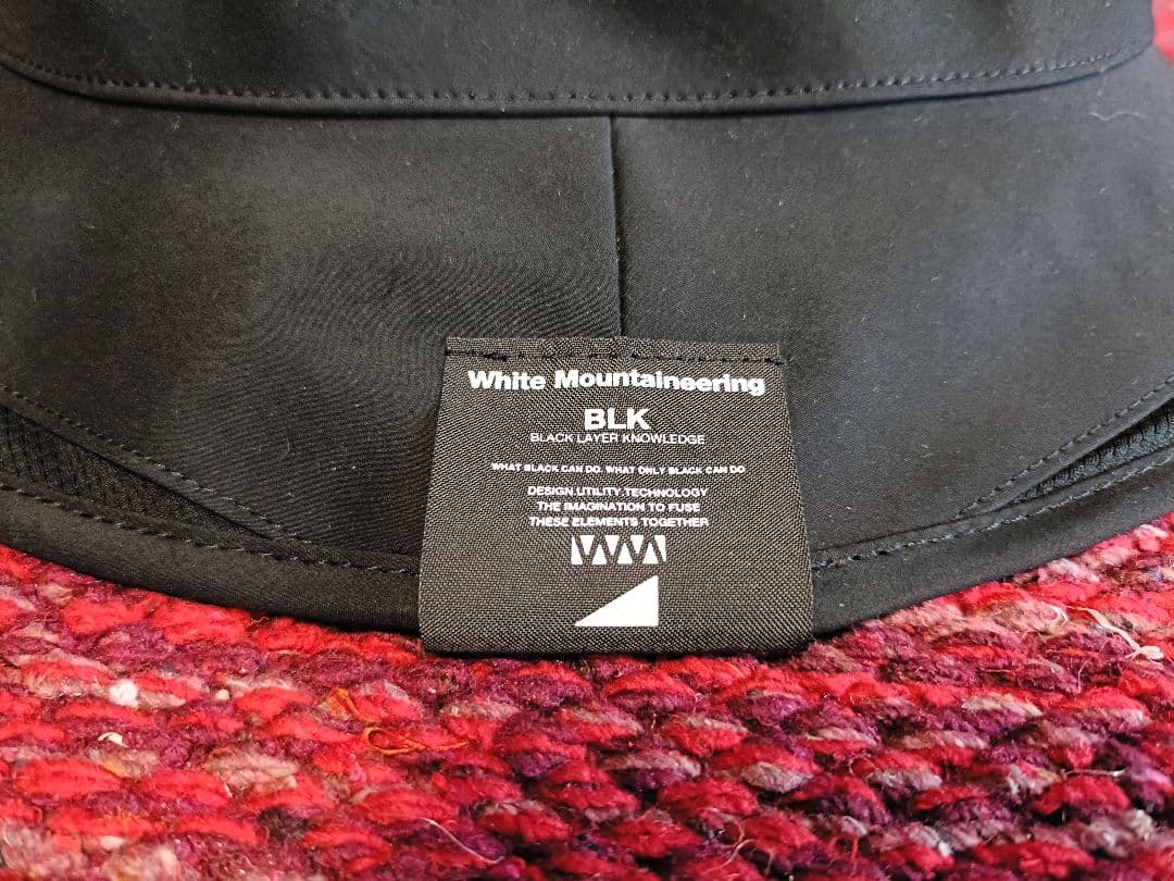 White Mountaineeringホワイトマウンテニアリング クロスピーク