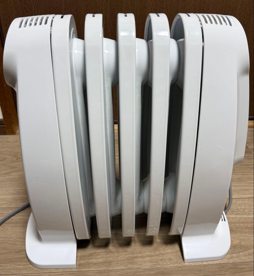 デロンギ オイルヒーター NJ0505E 2～3畳 ピュアホワイト×ブラック