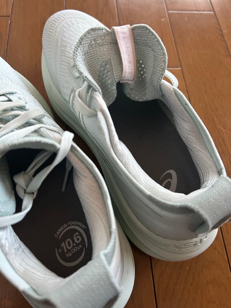 アシックスGEL-NIMBUSランニングシューズ