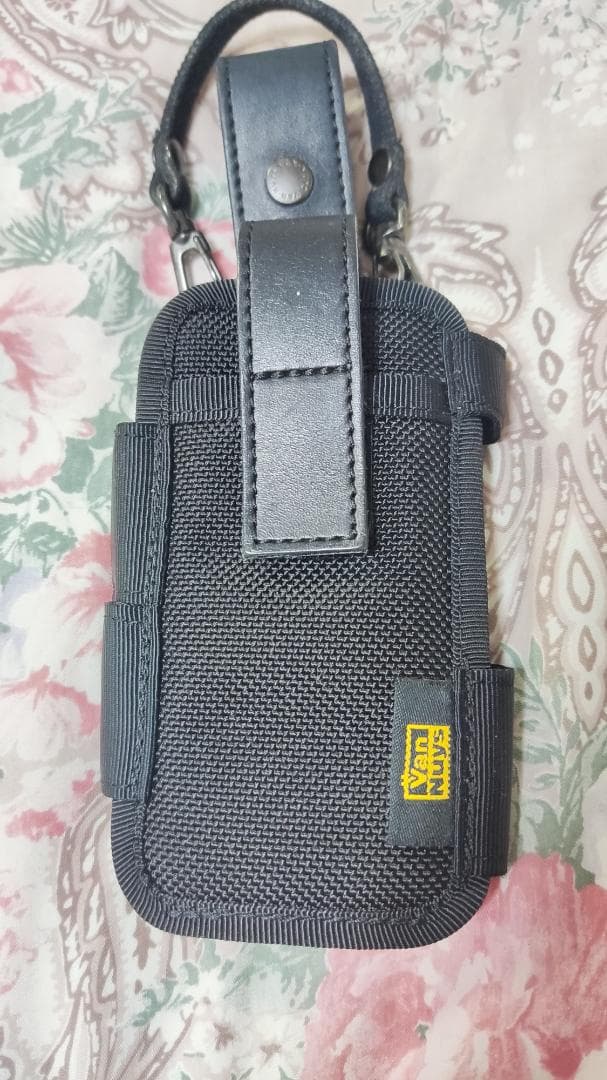 ウォークマンNW-ZX300とバンナイズポーチ