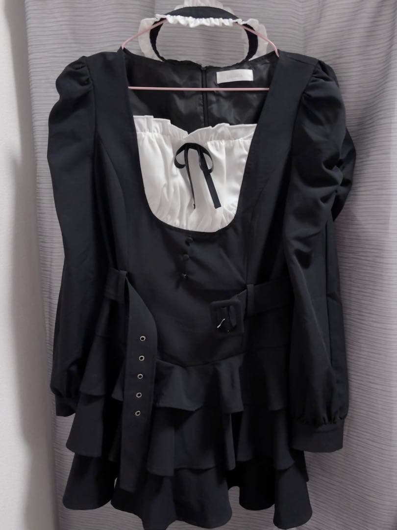 pium チョーカーフリルティアードワンピース ブラック ピウム