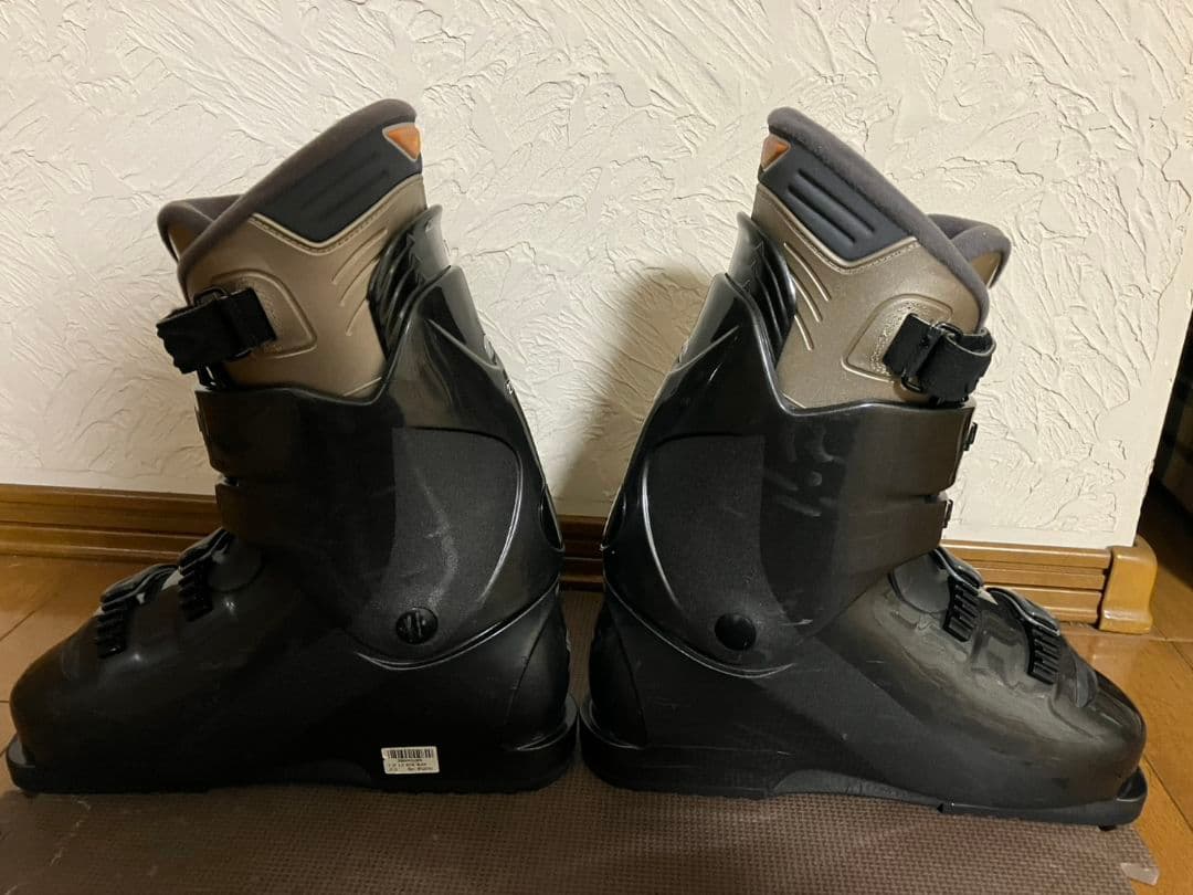 SALOMON サロモン スキーブーツ 27cm　足幅広め 軽量モデル