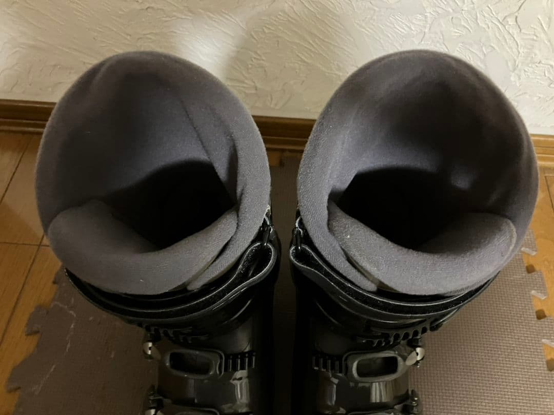 SALOMON サロモン スキーブーツ 27cm　足幅広め 軽量モデル