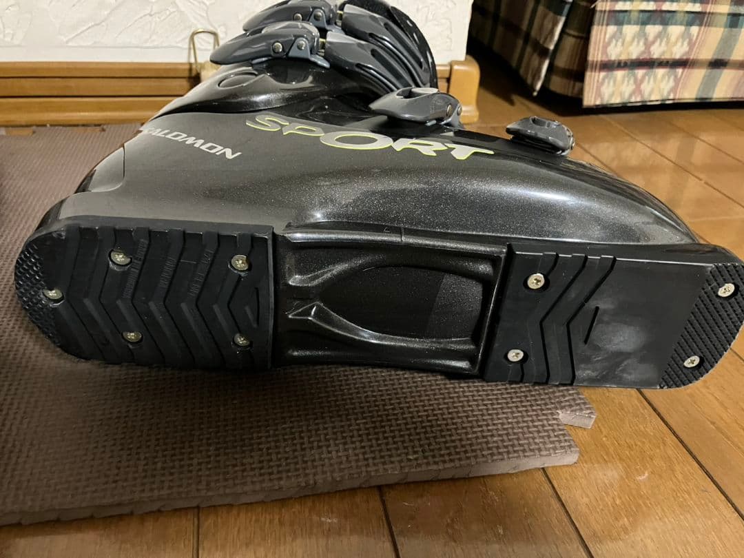 SALOMON サロモン スキーブーツ 27cm　足幅広め 軽量モデル