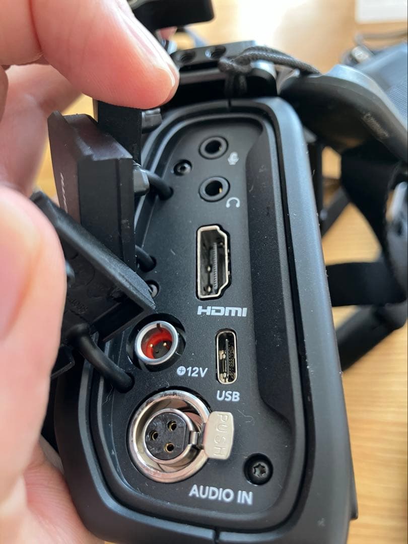 PocketCinemaCamera 4K と撮影付属品