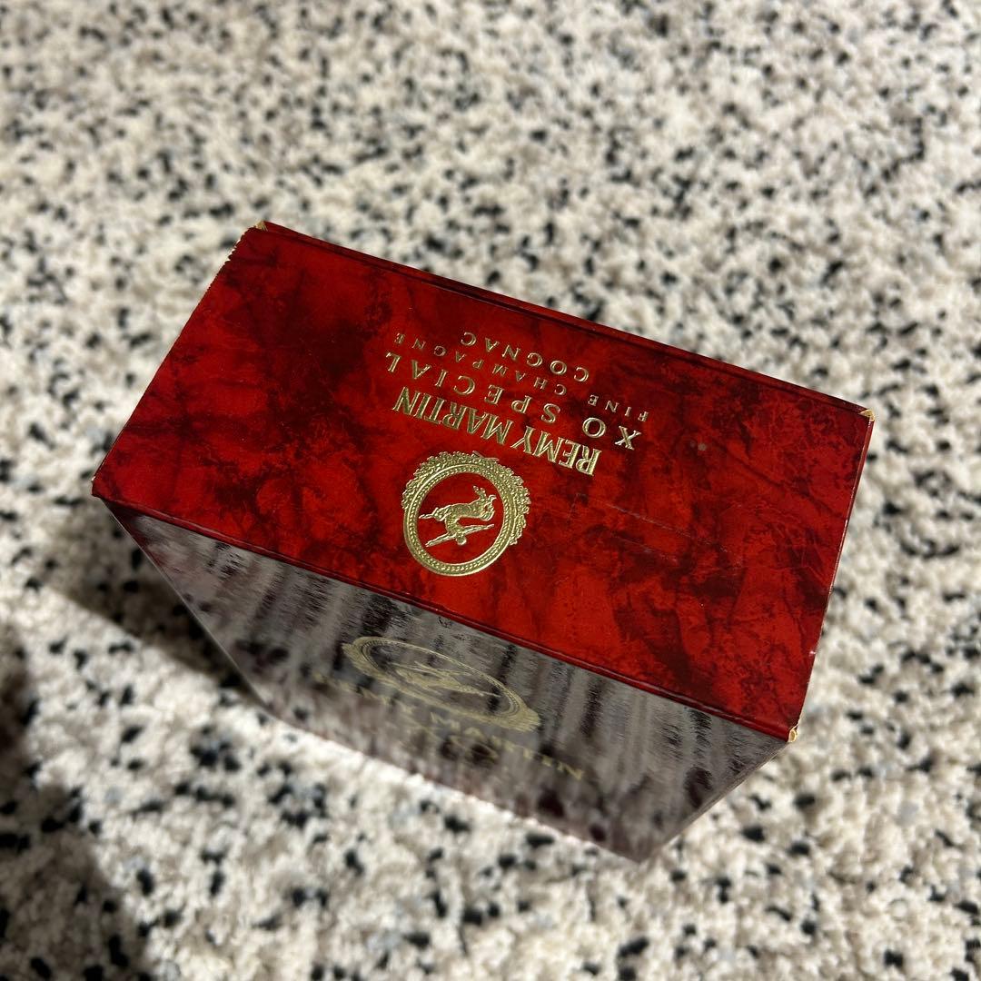 【箱付き未開栓】 REMY MARTIN XO SPECIAL 750ml 古酒