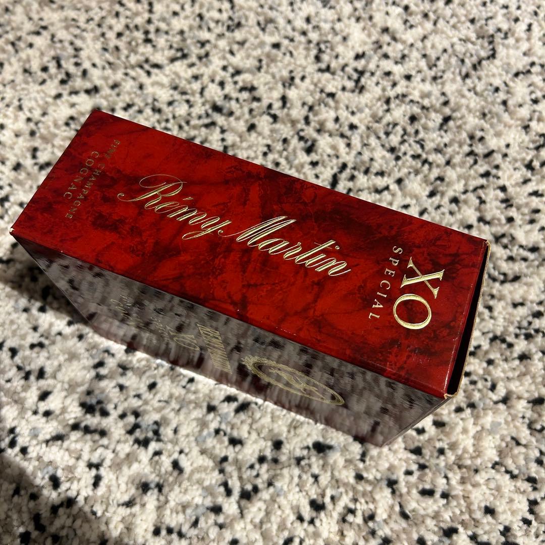 【箱付き未開栓】 REMY MARTIN XO SPECIAL 750ml 古酒