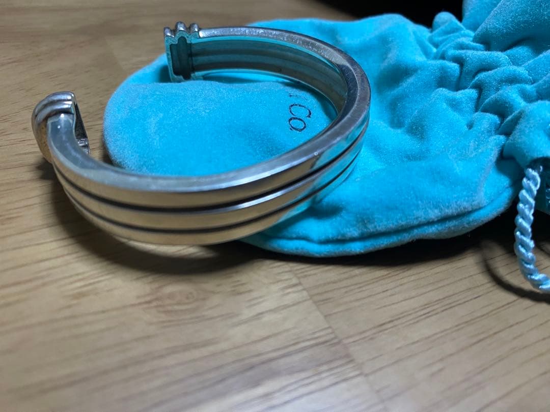 ティファニーアトラスグルーブドカフバングルSV925廃盤