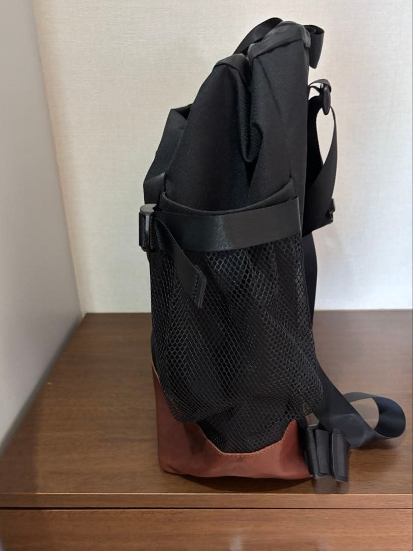 【新品未使用】カリブーマウンテニアリングボトムレザーパックトート