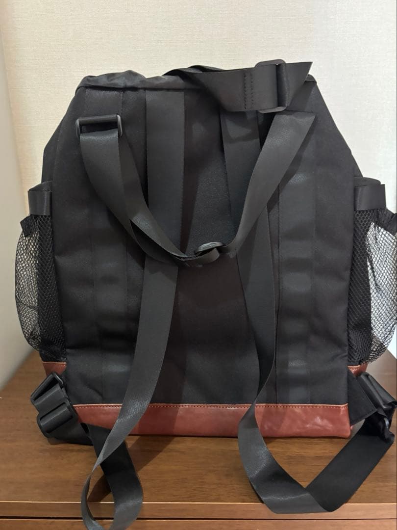 【新品未使用】カリブーマウンテニアリングボトムレザーパックトート