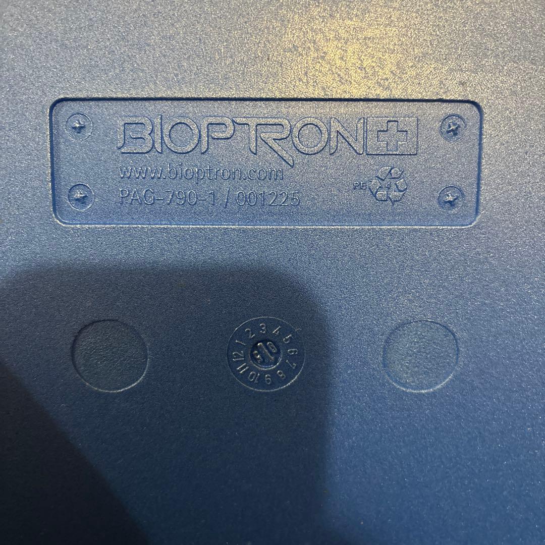 BIOTRON スウォゥツつき光療法器　美顔器バイオプトロン