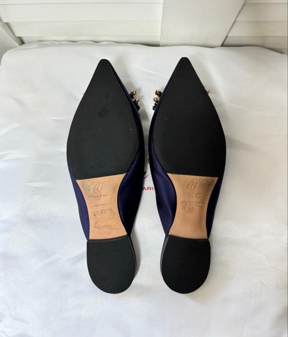 poaki様 美品☆ ロジェヴィヴィエ RogerVivier パール バックル