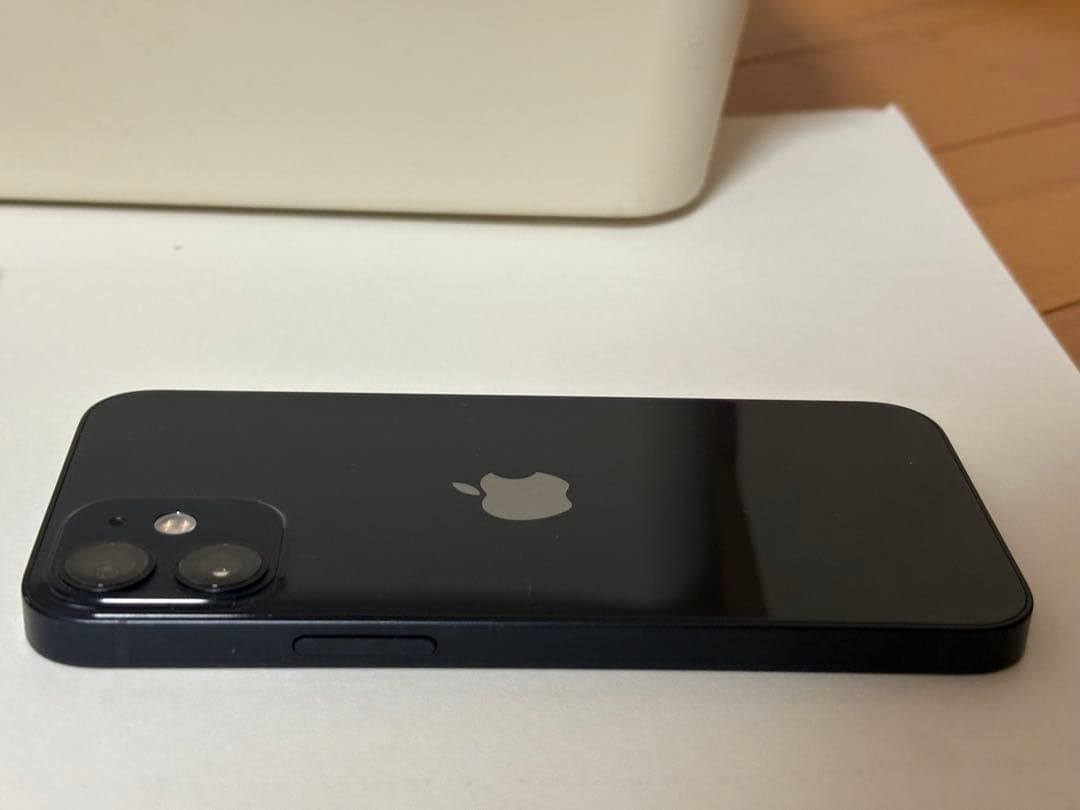 Apple iPhone 12 ブラック 64GB 本体 充電ケーブル付き