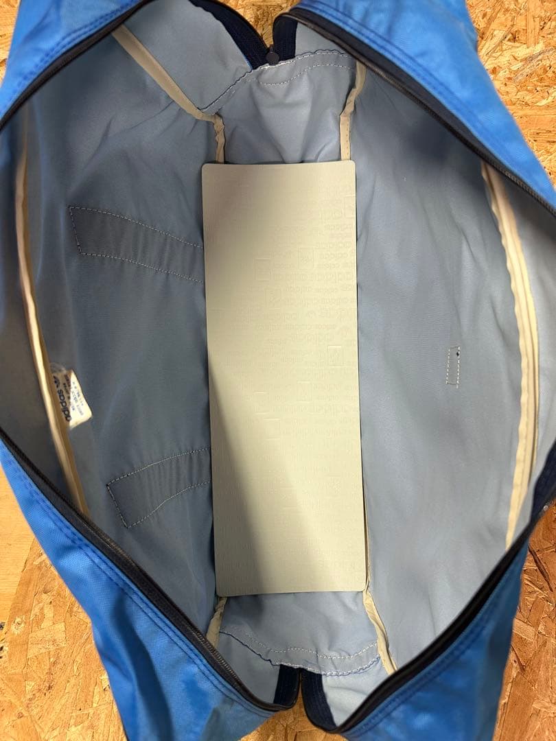 80s adidas　ボストンバッグ　スクールバッグ ヴィンテージ 兼松江商