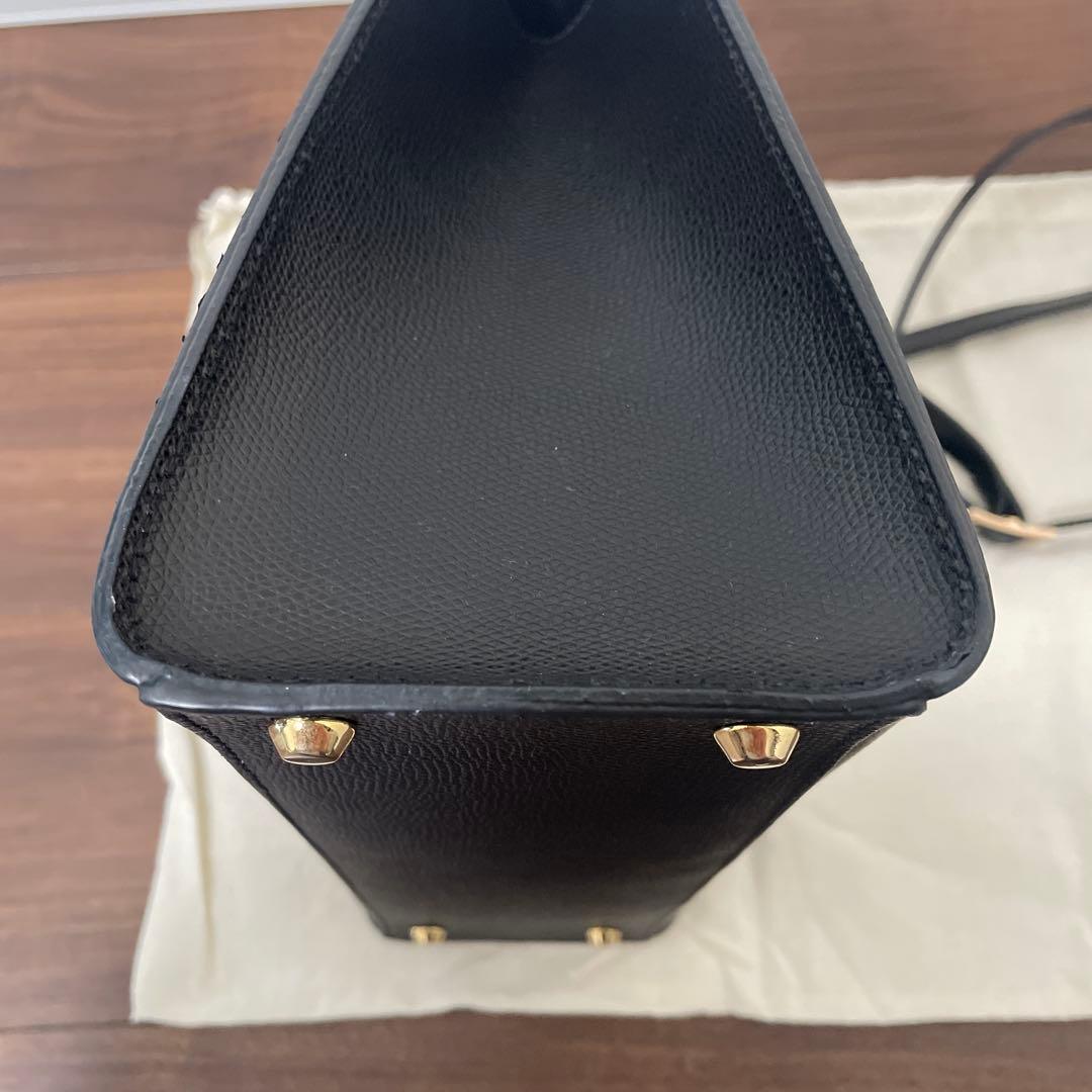 CARBOTTIハンドバッグ