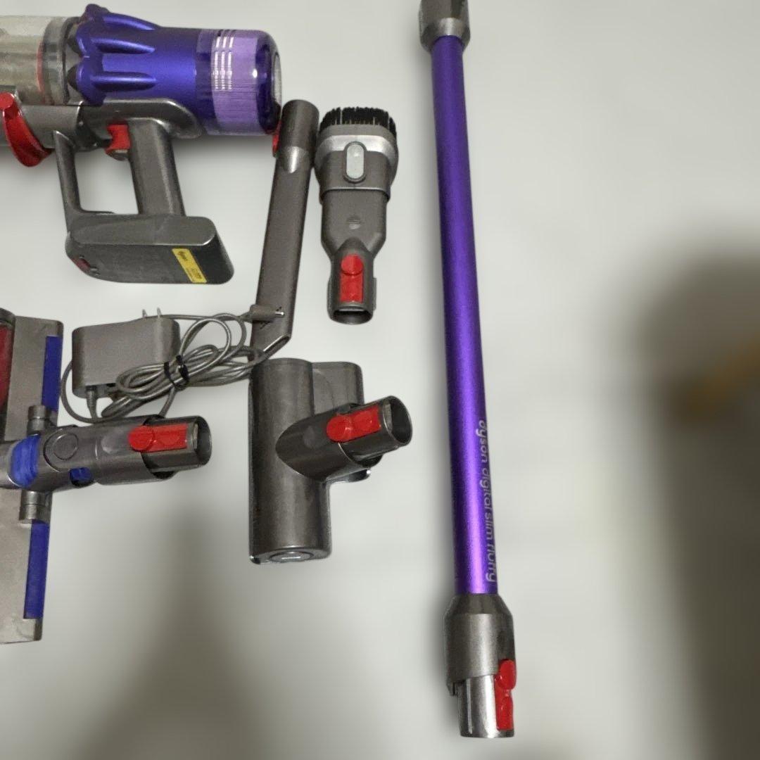 ダイソン　SV18 digital slim