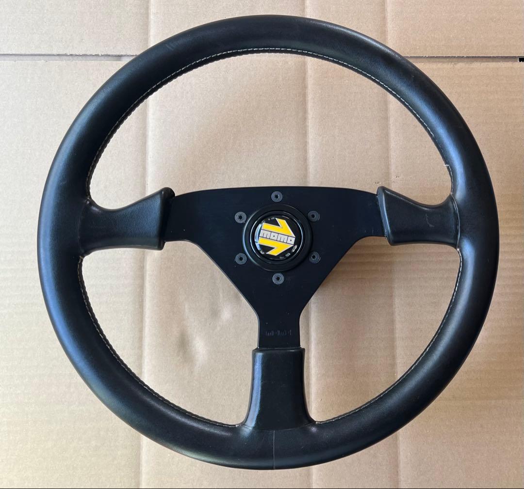 【希少】momoステアリング3スポーク 本革イタリア製(1987年)