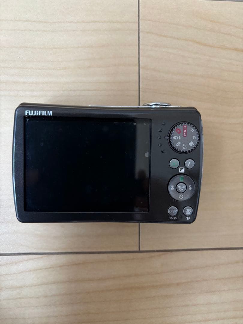 FUJIFILM F200 EXR finepix デジカメ