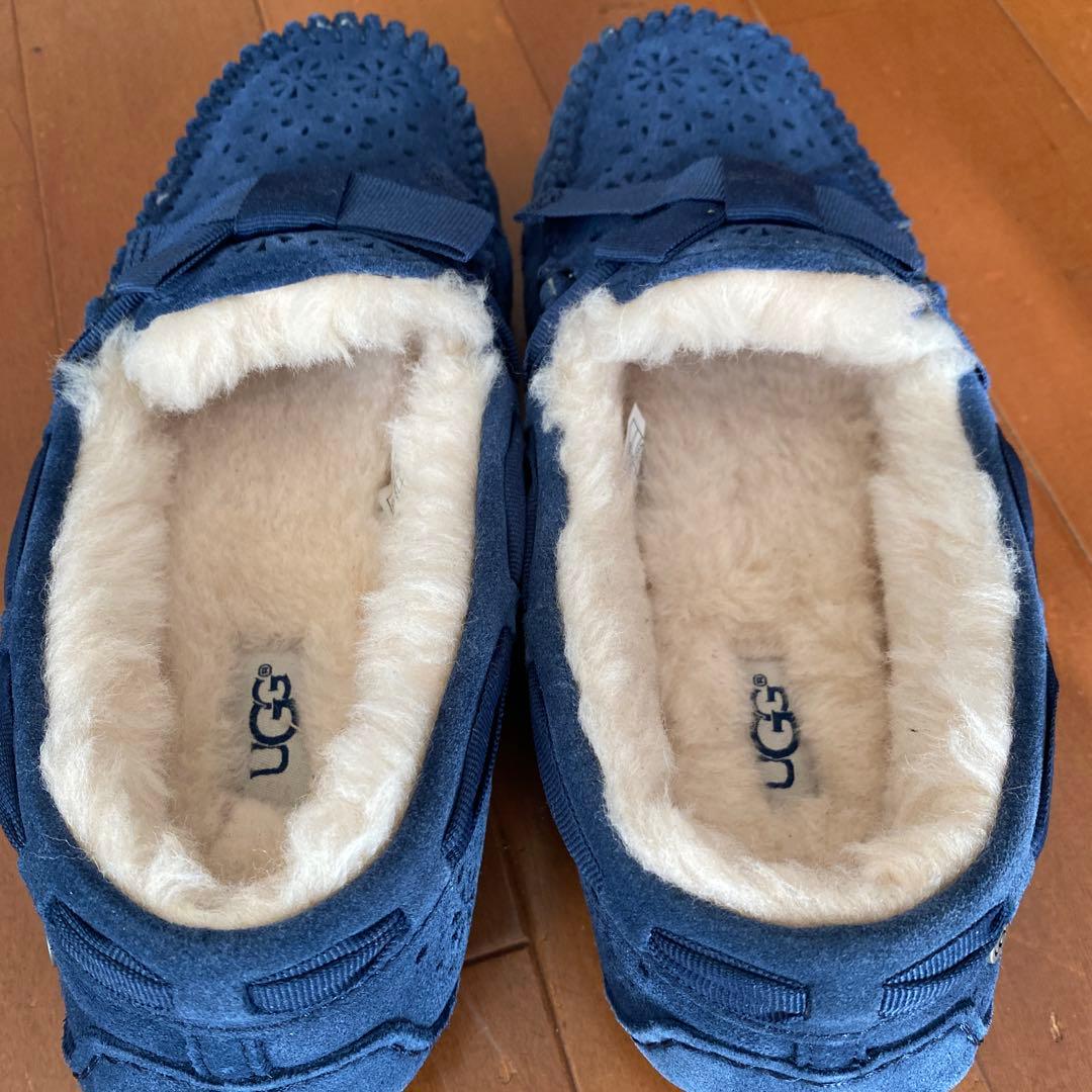 UGG モカシン 24 ネイビー