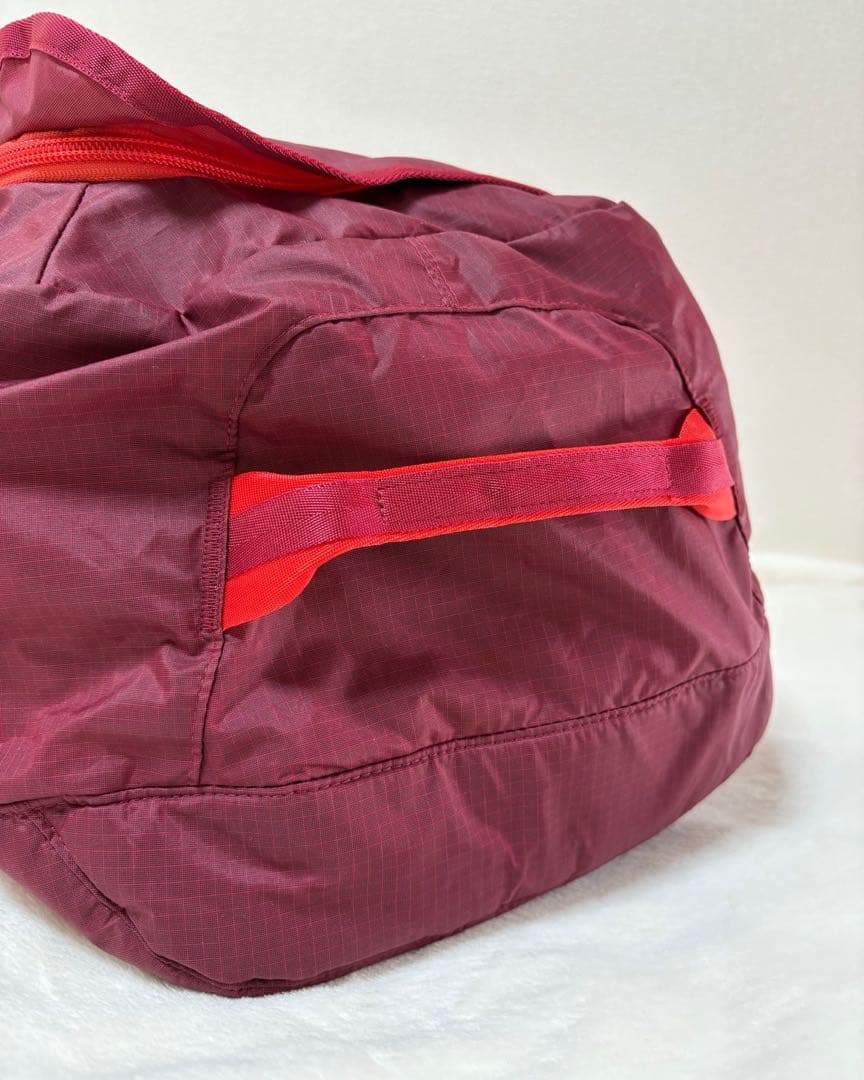 【 未使用 】Patagoniaウルトラライト・ブラックホール・ダッフル 30L