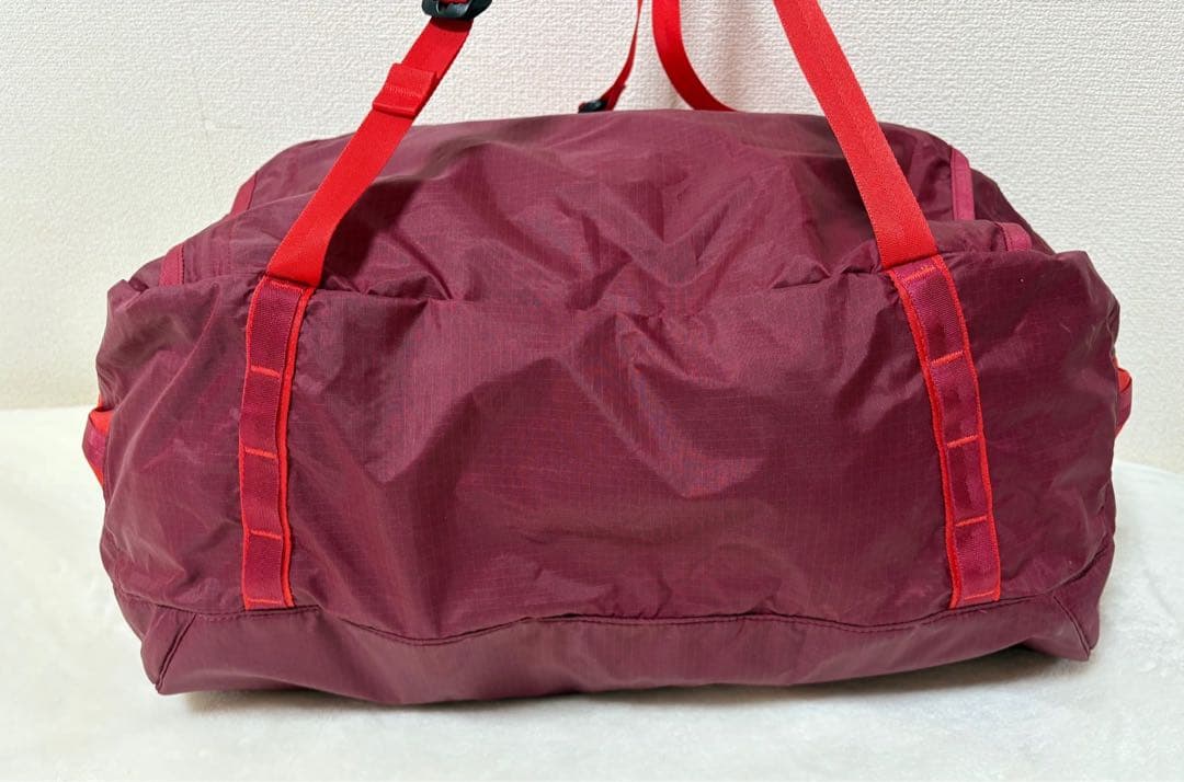 【 未使用 】Patagoniaウルトラライト・ブラックホール・ダッフル 30L