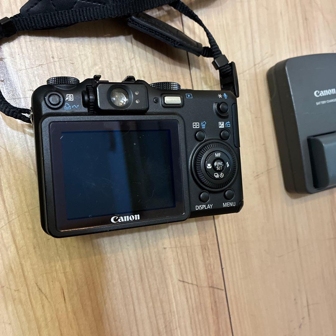 Canon Powershot G7(本体＋バッテリー×2＋充電器＋ストラップ）