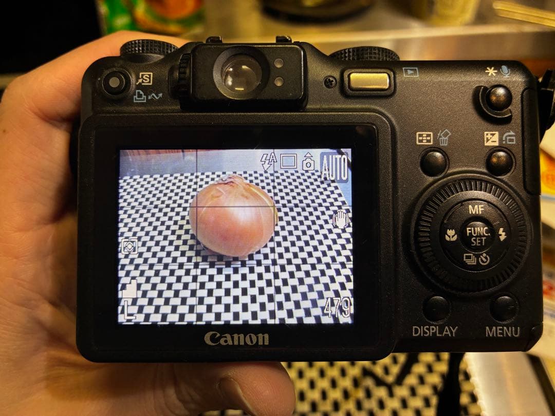 Canon Powershot G7(本体＋バッテリー×2＋充電器＋ストラップ）