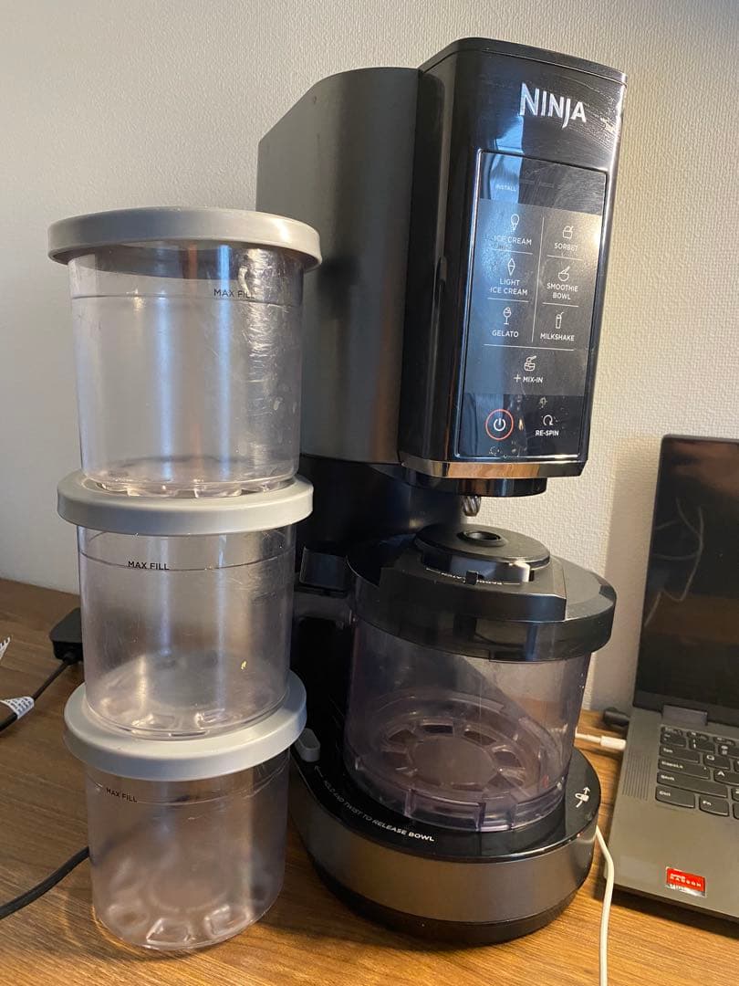【美品】Ninja CREAMi アイスクリームメーカー｜純正容器3個付き