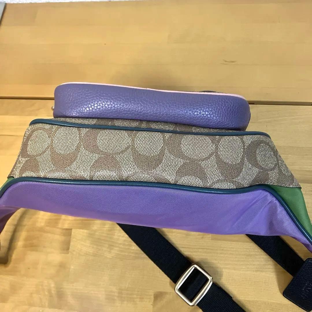 【美品 】COACH コーチ PVC シグネチャー ボディバッグ ウエストバッグ