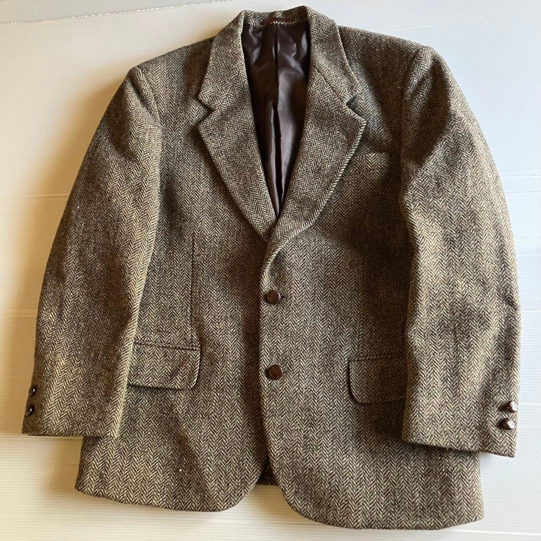 Harris Tweed 厚手ヘリンボーンツイードテーラードジャケット　クルミ釦