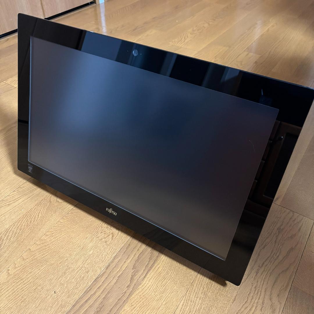 富士通 一体型PC（ESPRIMO WW1/M）