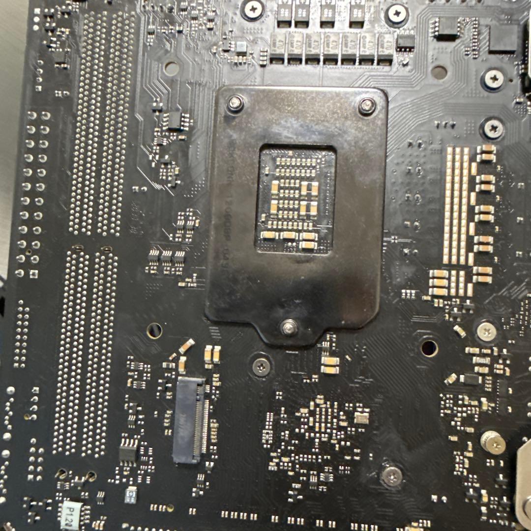 ASRock Z490 PHANTOM GAMING-ITX/TB3 動作確認済