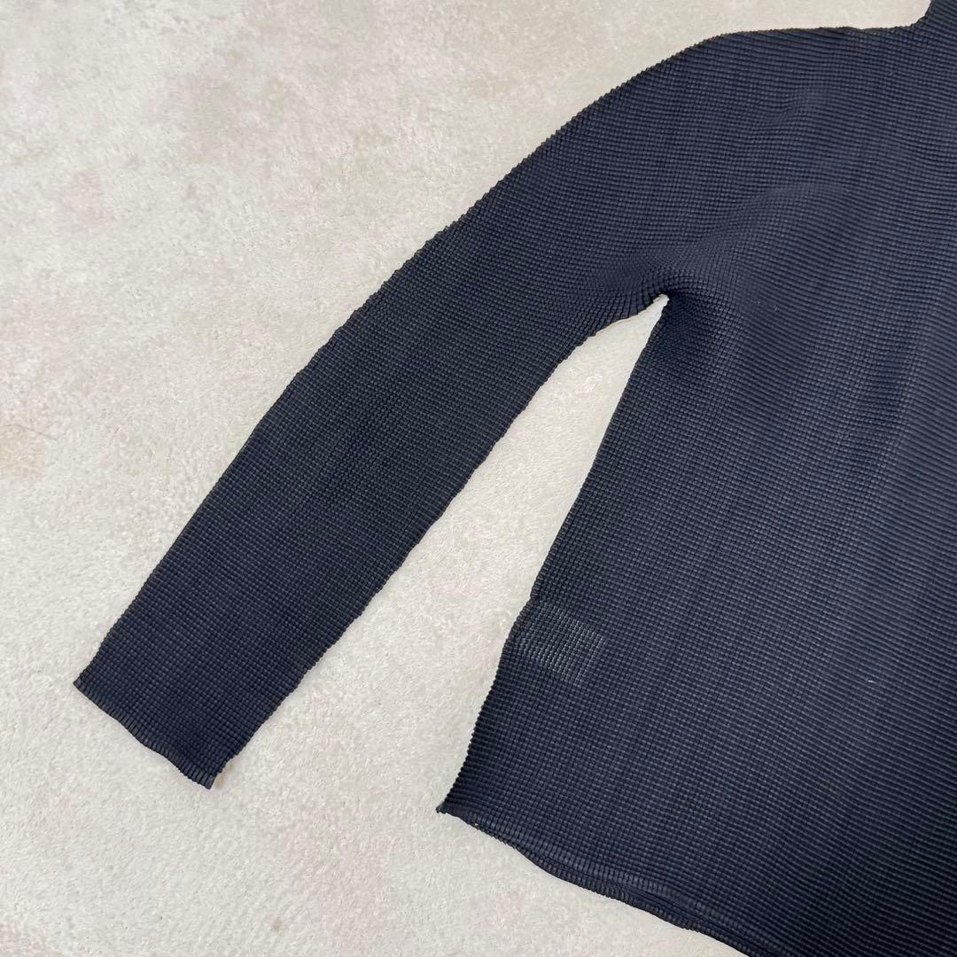 極美品✨ISSEY MIYAKE me プリーツ　光沢感　ブラック　箔