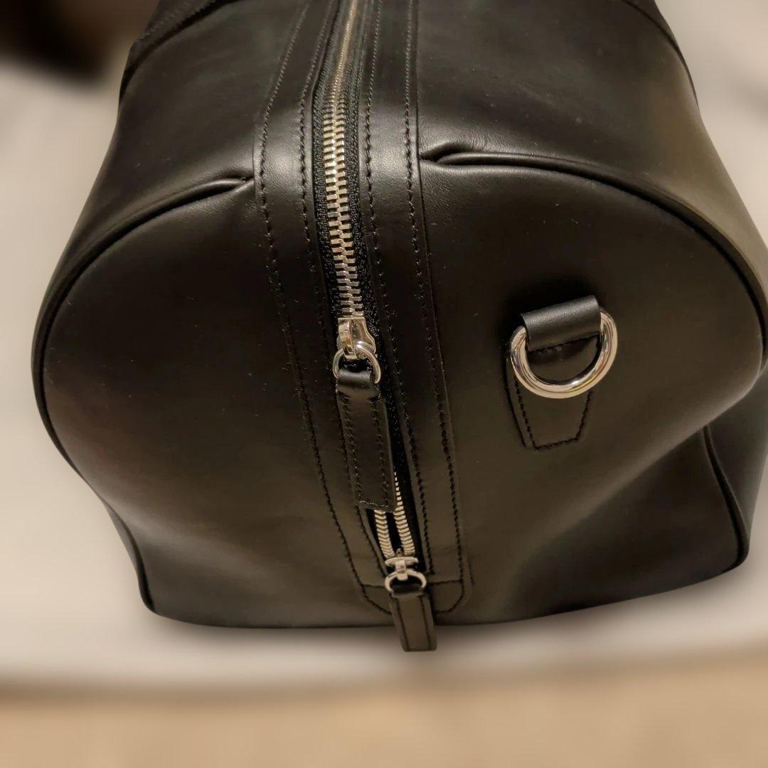 BENTLEY ブラックレザーボストンバッグ