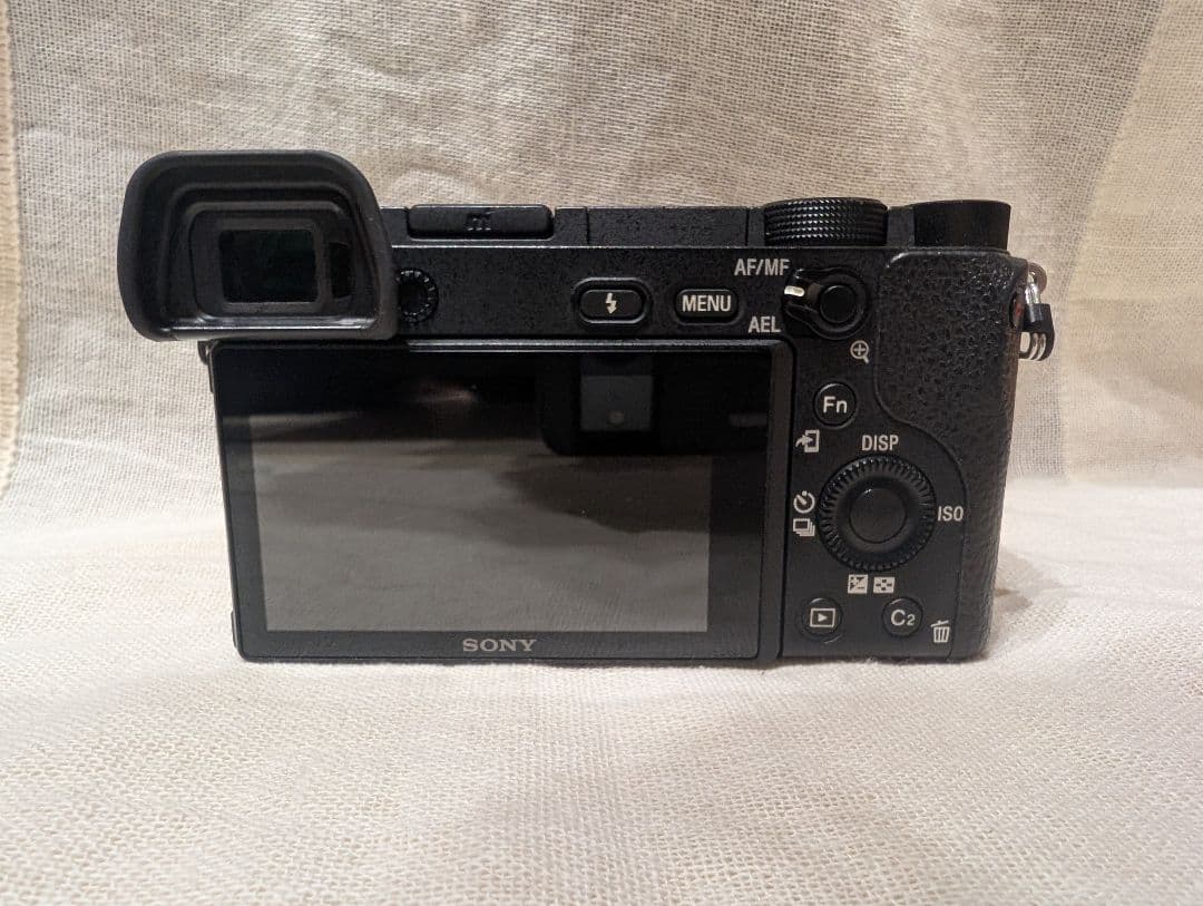 SONY α6300 ミラーレス一眼カメラ E 16-50mmレンズ付き