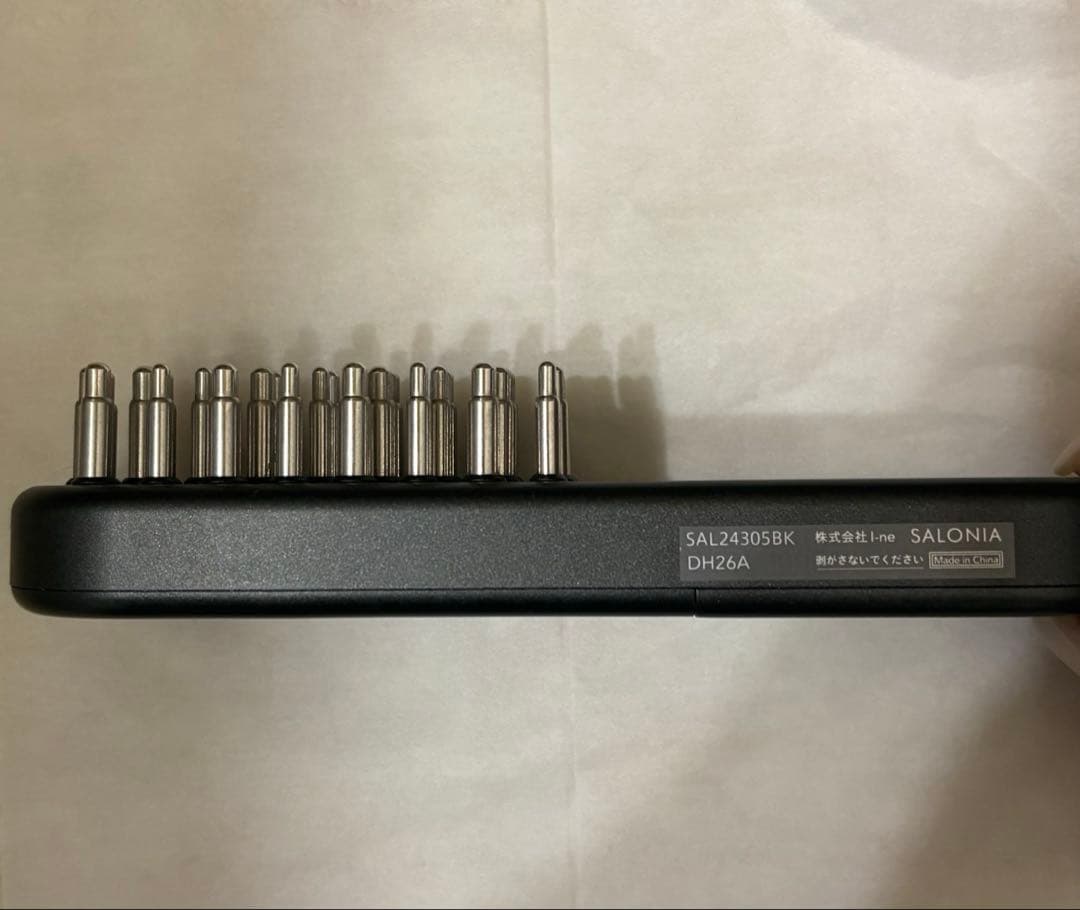 サロニア　EMS リフトブラシ　3Dケア　定価44,000円　R7.7月購入