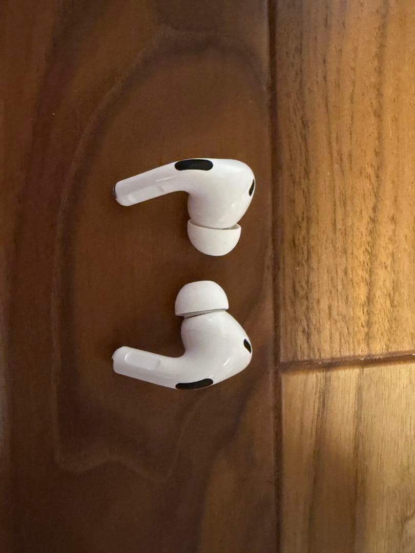 美品/USB-C Apple AirPods Pro 第2世代 MTJV3J/A