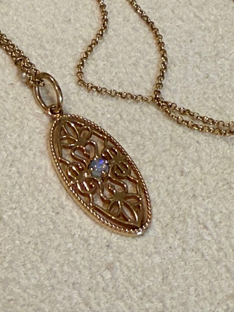 agate オパール　ネックレス