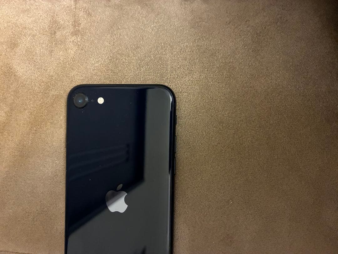 iPhone SE3 128GB SIMフリー ミッドナイト　保護フィルム付き