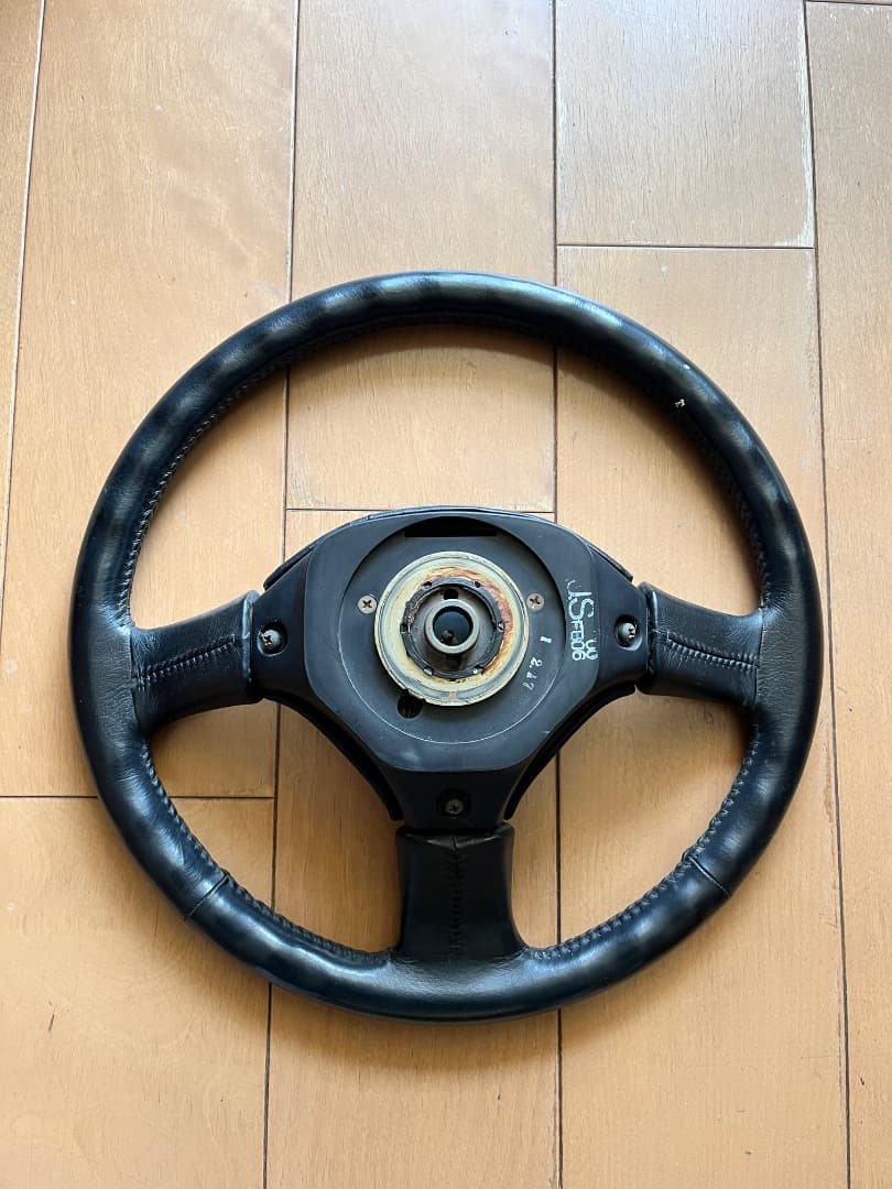 【特　価】マツダ　FC3S後期型　 RX-7純正ステアリング