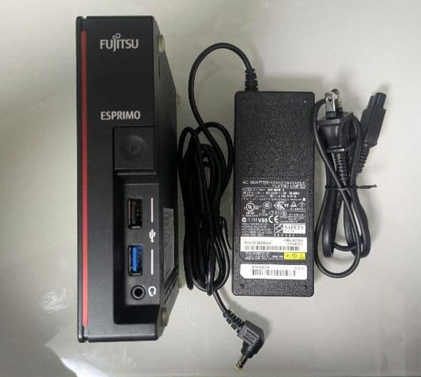 富士通 ESPRIMO G558/F ミニPC　第8世代　Office　パソコン