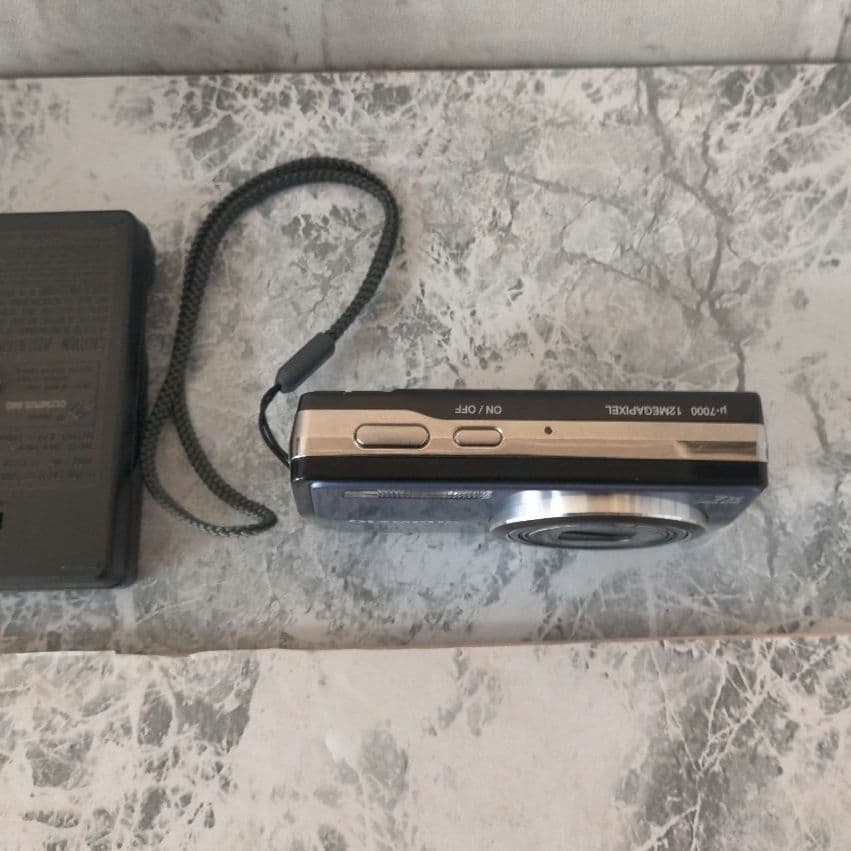 ❖【美品　動作品】オリンパスOlympus μ-7000 デジタルカメラ