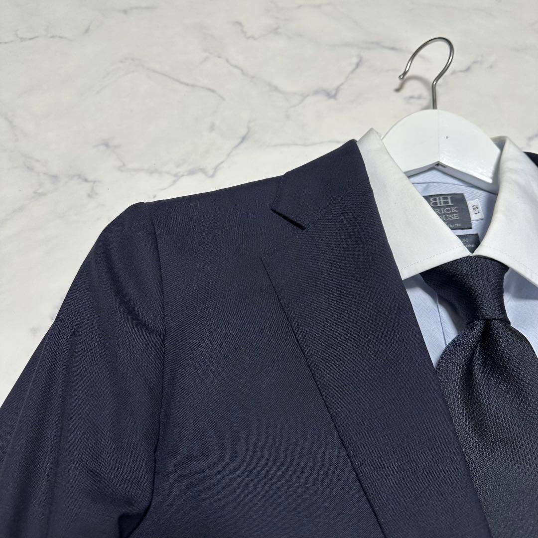 未使用級美品　バーニーズニューヨーク　ネイビースーツ　紺　ウール100% 46