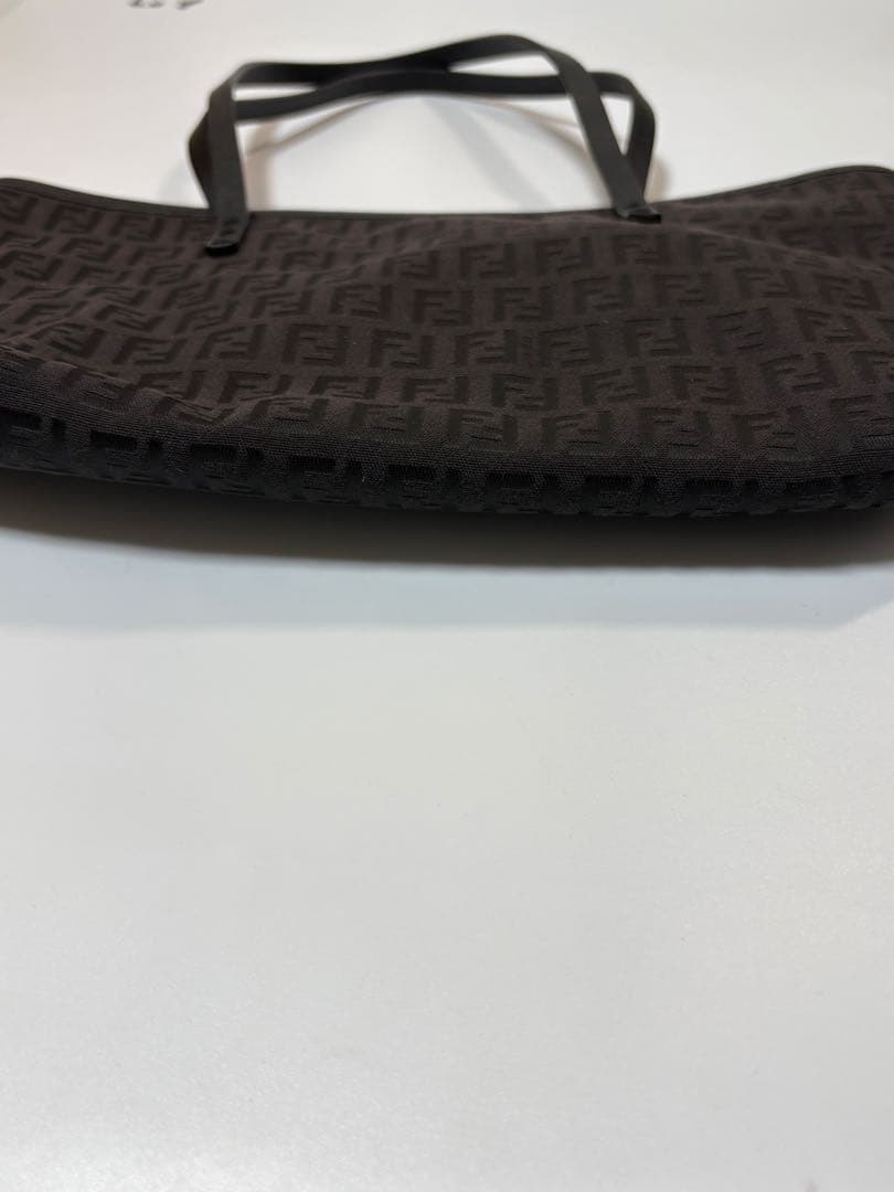 【美品】FENDI ハンドバッグ　ミニトートバッグ ズッカ ブラック