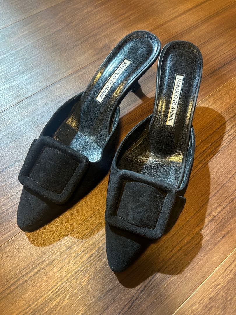 MANOLO BLAHNIK ブラックミュール 37
