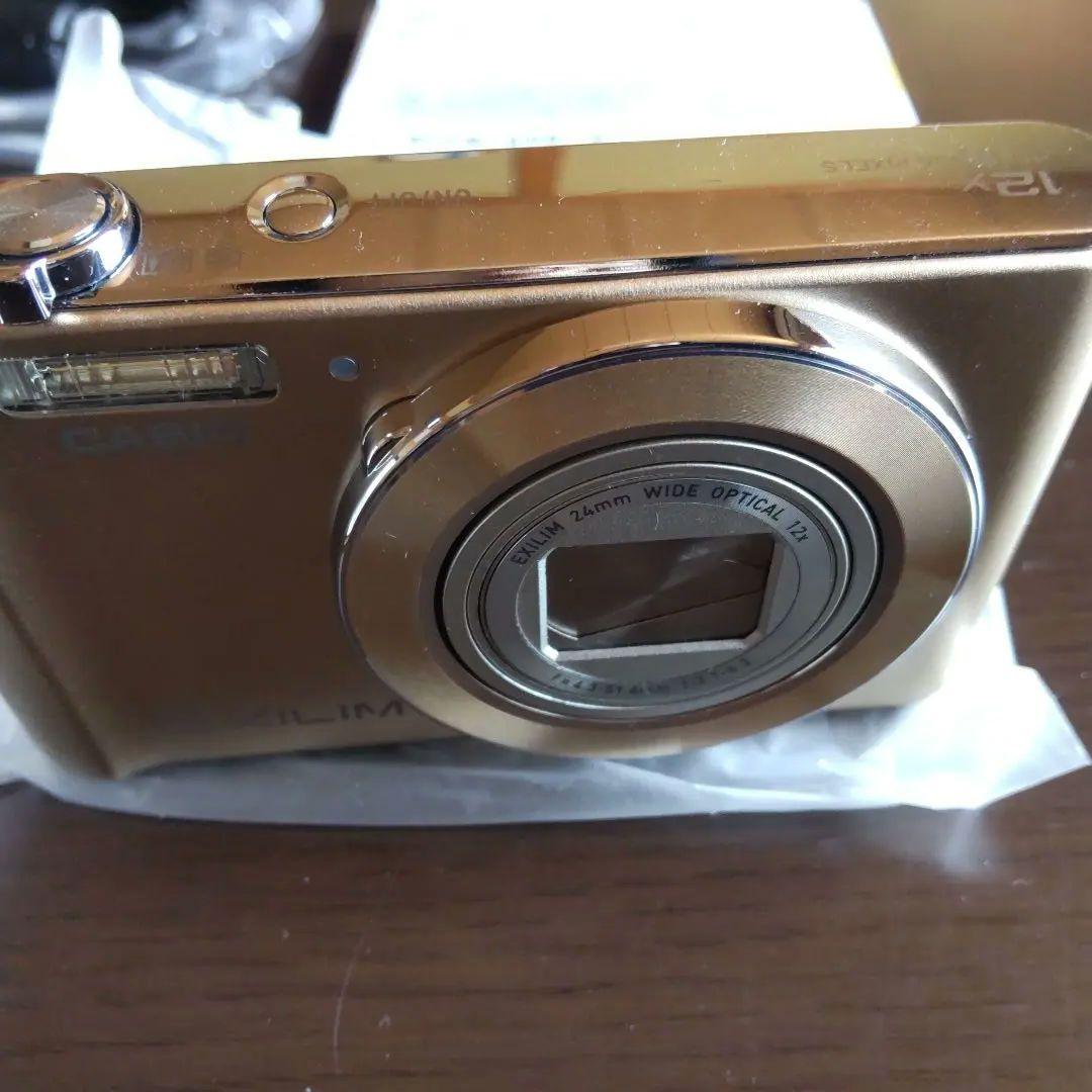 CASIO EXILIM EX-ZS190 ゴールド　美品