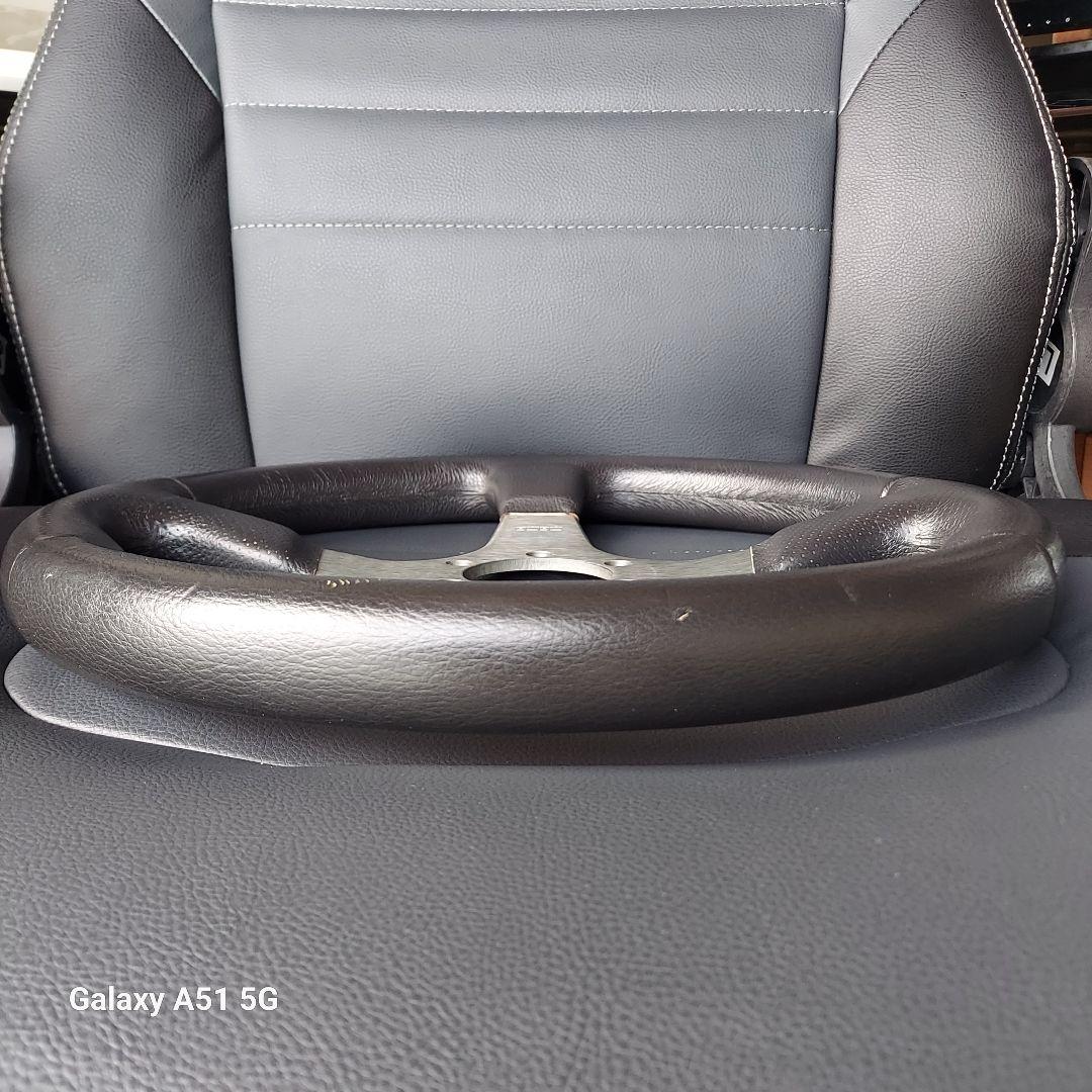 MOMO RACE　ステアリング　35ф