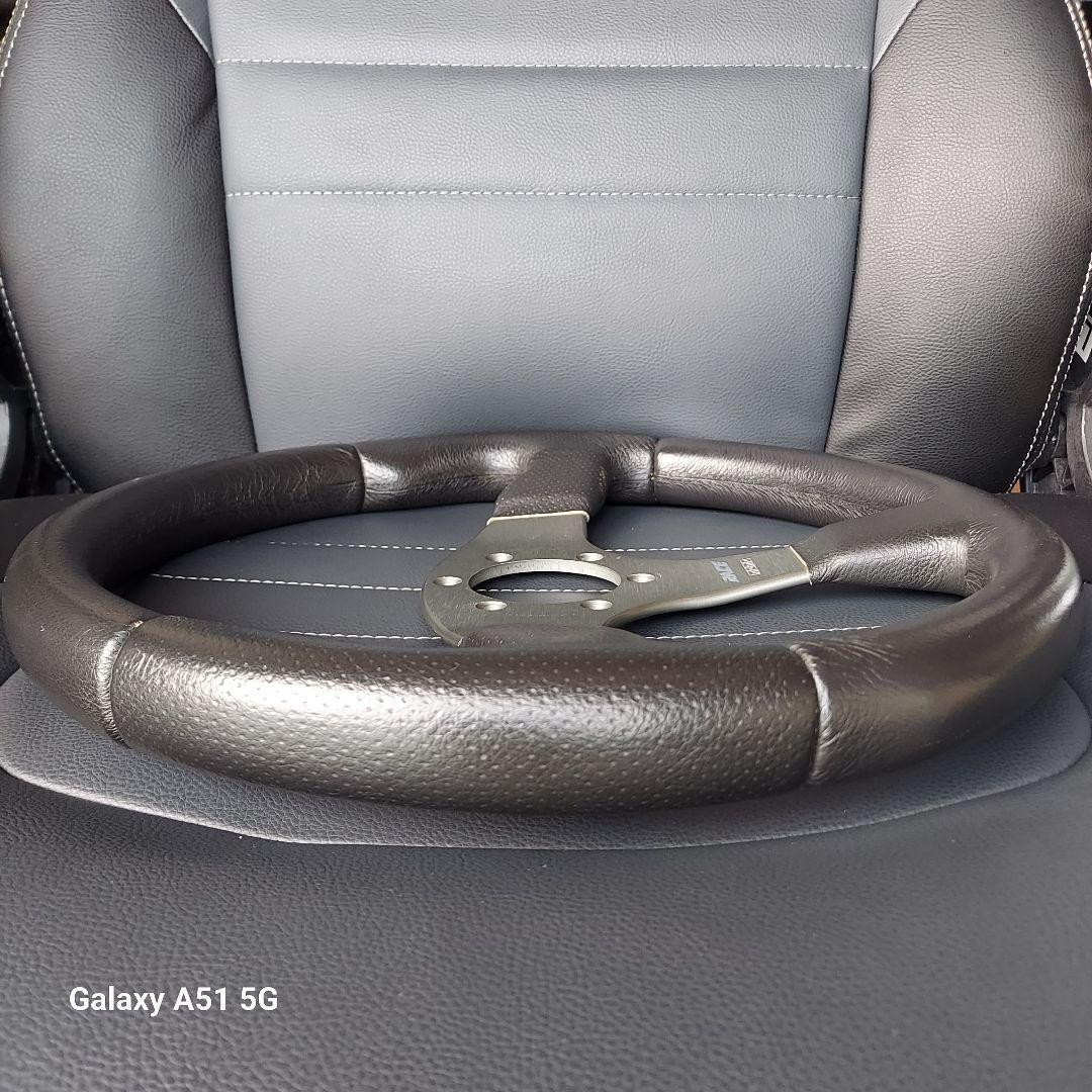 MOMO RACE　ステアリング　35ф