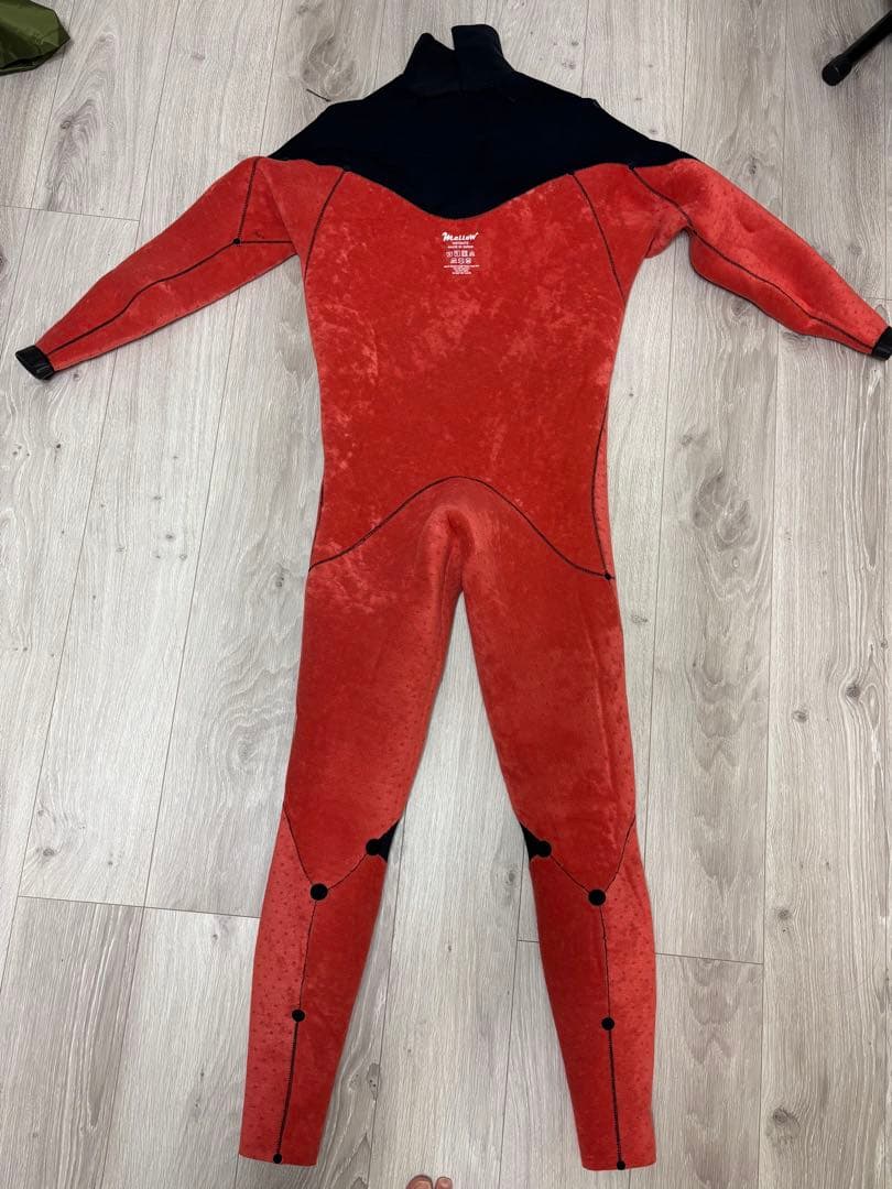 mellowセミドライスーツ ロングチェストジップ